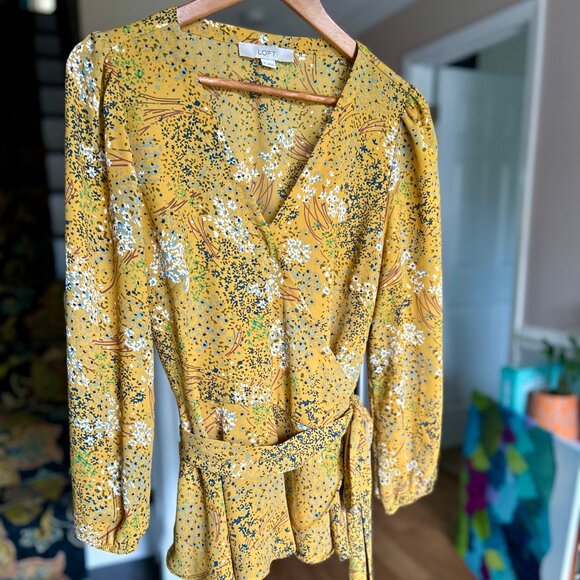 LOFT Harvest Yellow Floral Belted Wrap Blouse V Neck Long Sleeve Womens Size Med - Picture 11 of 11